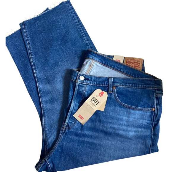 Levis 501 Women’s Cropped Signature High Rise Straight Button Fly Jeans Size 24W - Picture 1 of 10